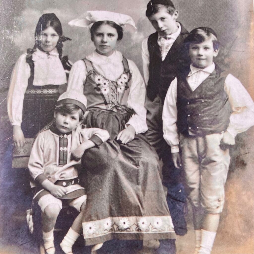5 Wordsworth children in a group 2 girls 3 boys all in fancy dress possibly Austrian Tracht